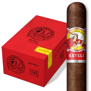 La Gloria Cubana Estelí cigar displayed in front of its closed box, highlighting Nicaraguan craftsmanship and bold presentation.