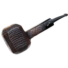 Savinelli Autograph Sandblasted pipe with a unique freehand shape, deep sandblasted finish, and premium acrylic stem.