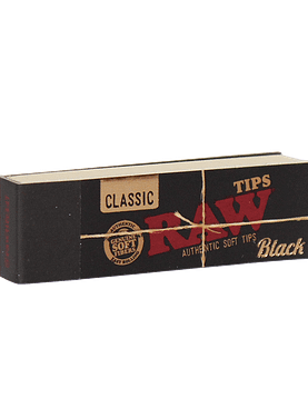 RAW Classic Tips Black – bundle of unrefined rolling tips displayed on white background
