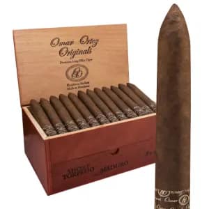 Omar Ortez Originals single cigar with open box in background