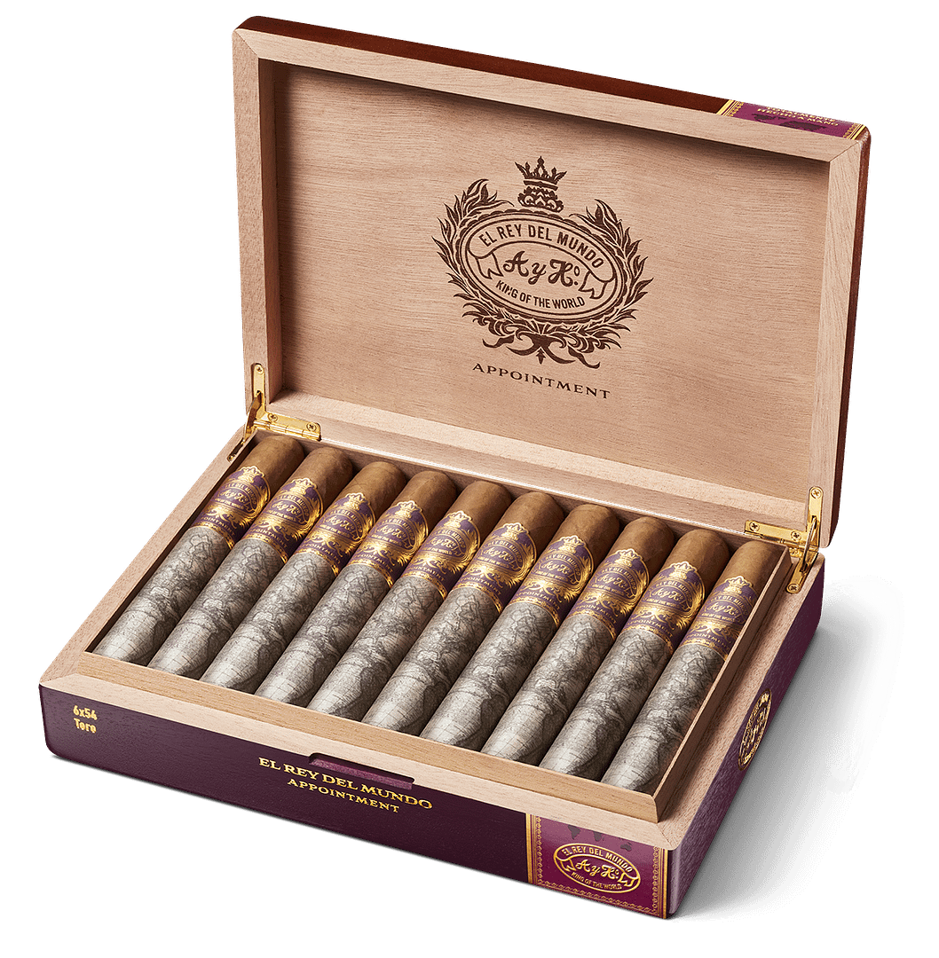 Open box of El Rey Del Mundo cigars neatly arranged with detailed branding on the inner lid.