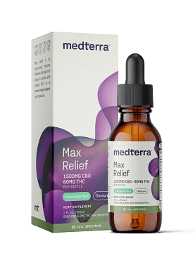 30 ml bottle of Medterra Max Relief Full Spectrum Oil Tincture with 1000 mg CBD, menthol, and arnica for pain relief.
